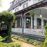 The Hugh Boutique B&B