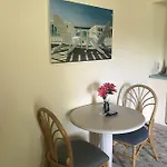 Cape Harbor Motor Inn