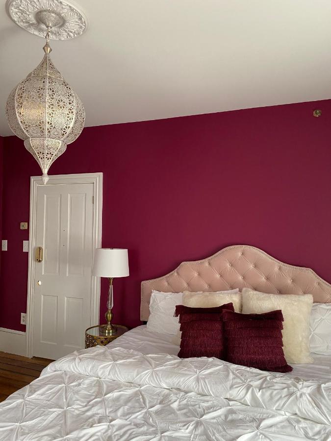 The Hugh Boutique Bed & Breakfast