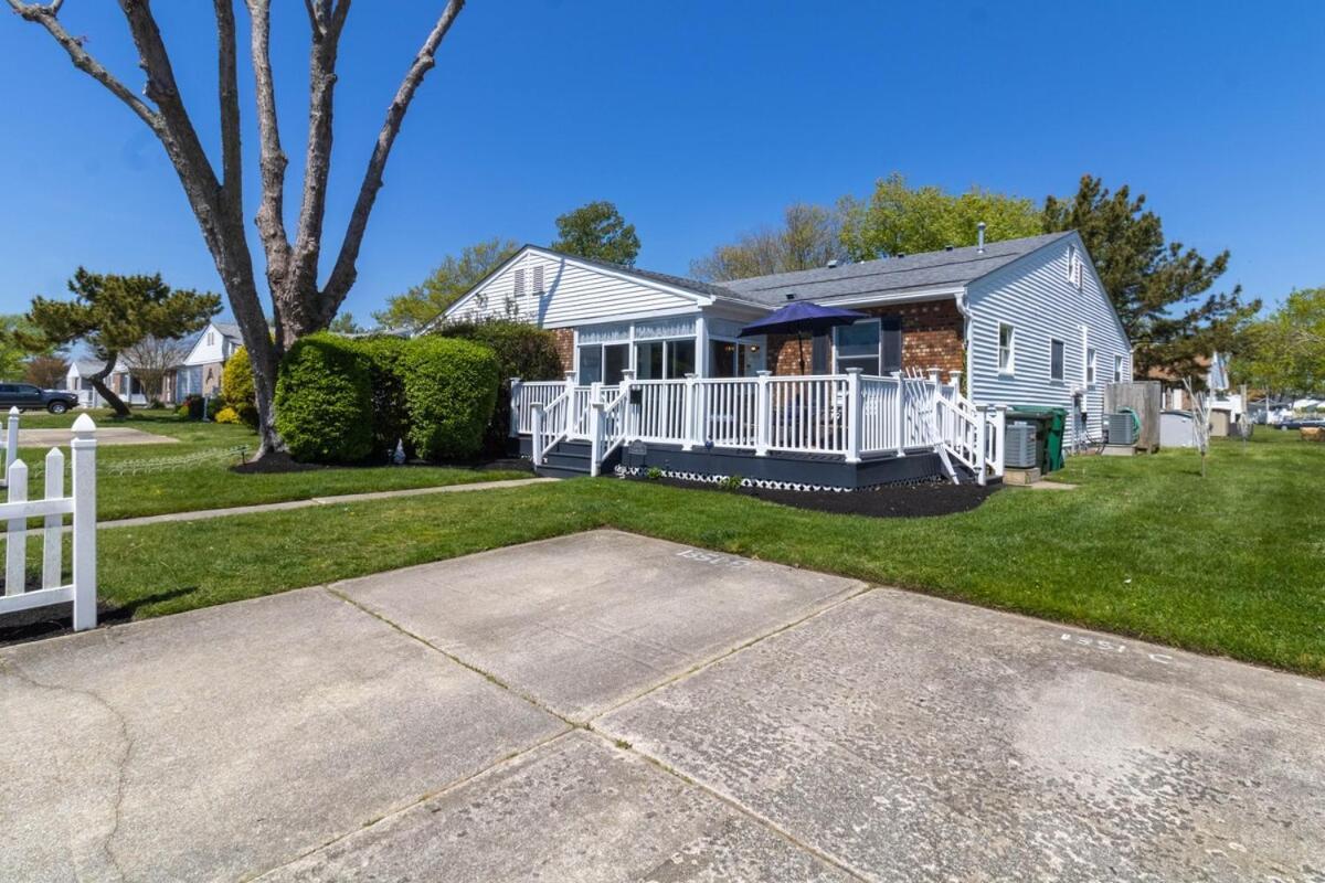 Coastal Cottage! Brand New Listing! Cape May