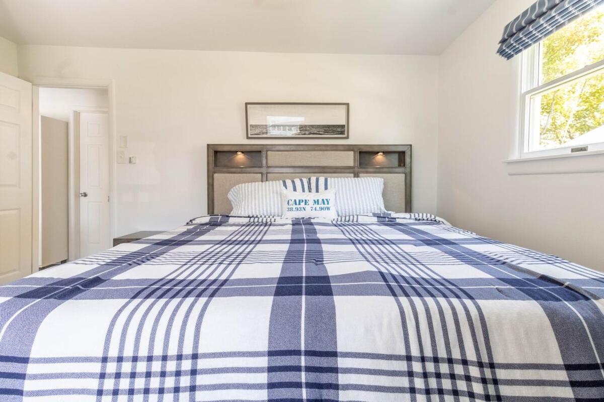 Holiday home Coastal Cottage! Brand New Listing! Cape May