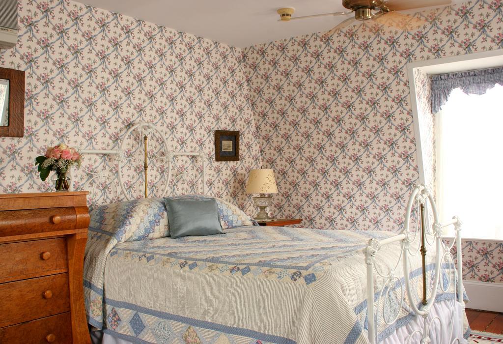The Queen Victoria Bed & Breakfast 3*