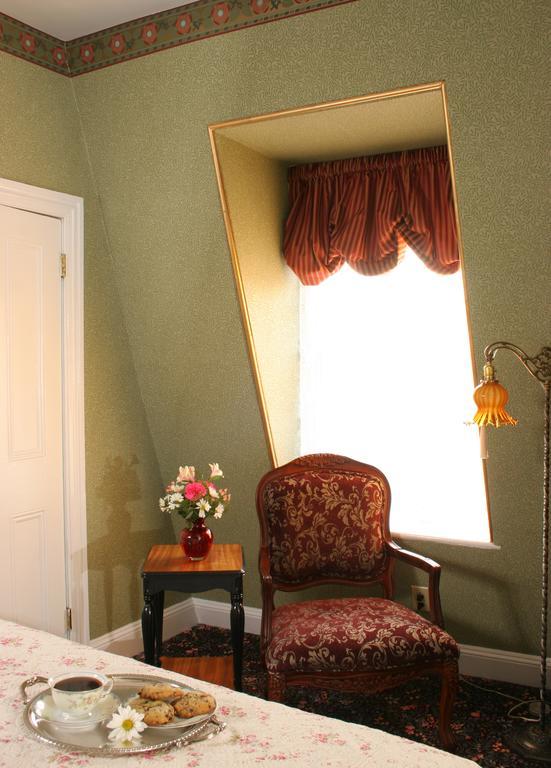 The Queen Victoria 3*