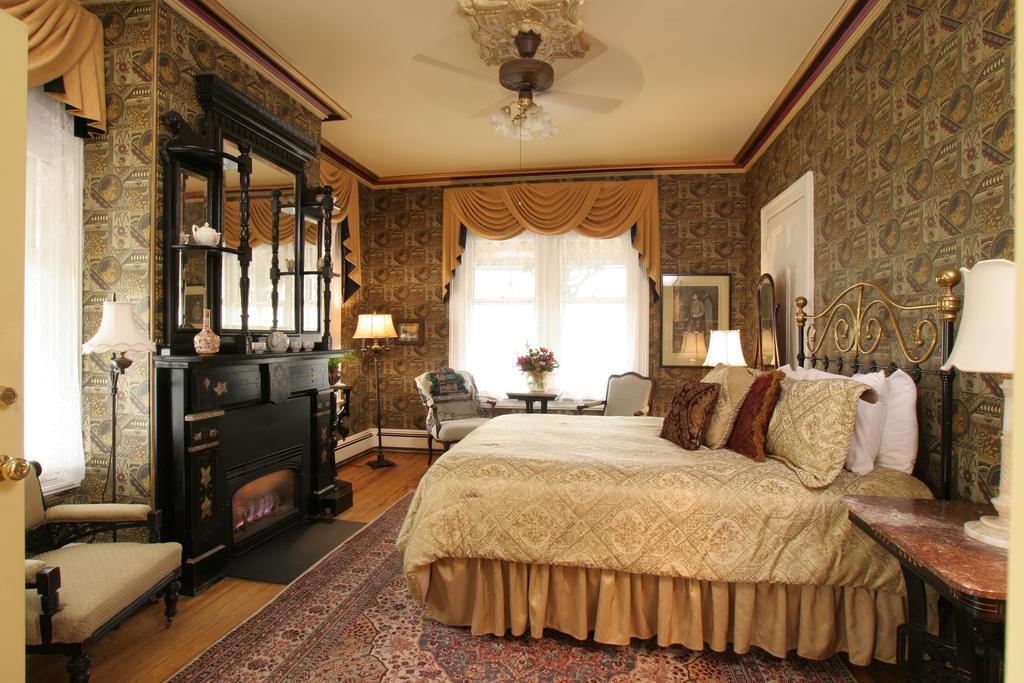 The Queen Victoria 3* Cape May