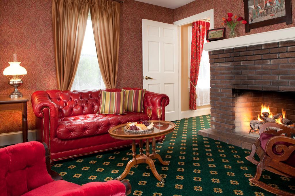 The Queen Victoria Bed & Breakfast Cape May
