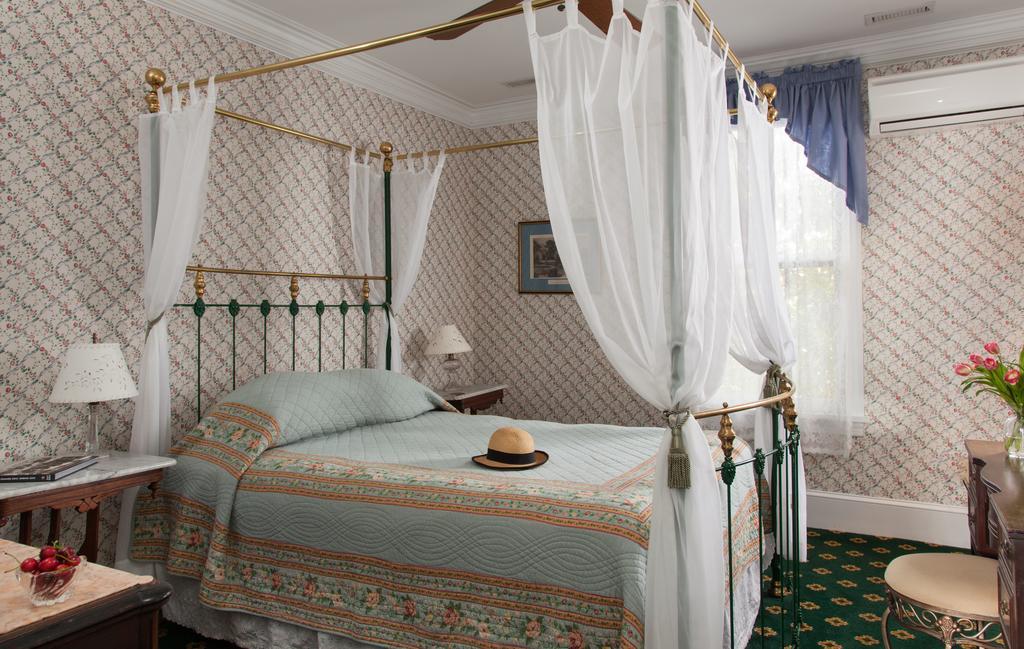 The Queen Victoria Bed & Breakfast 3*