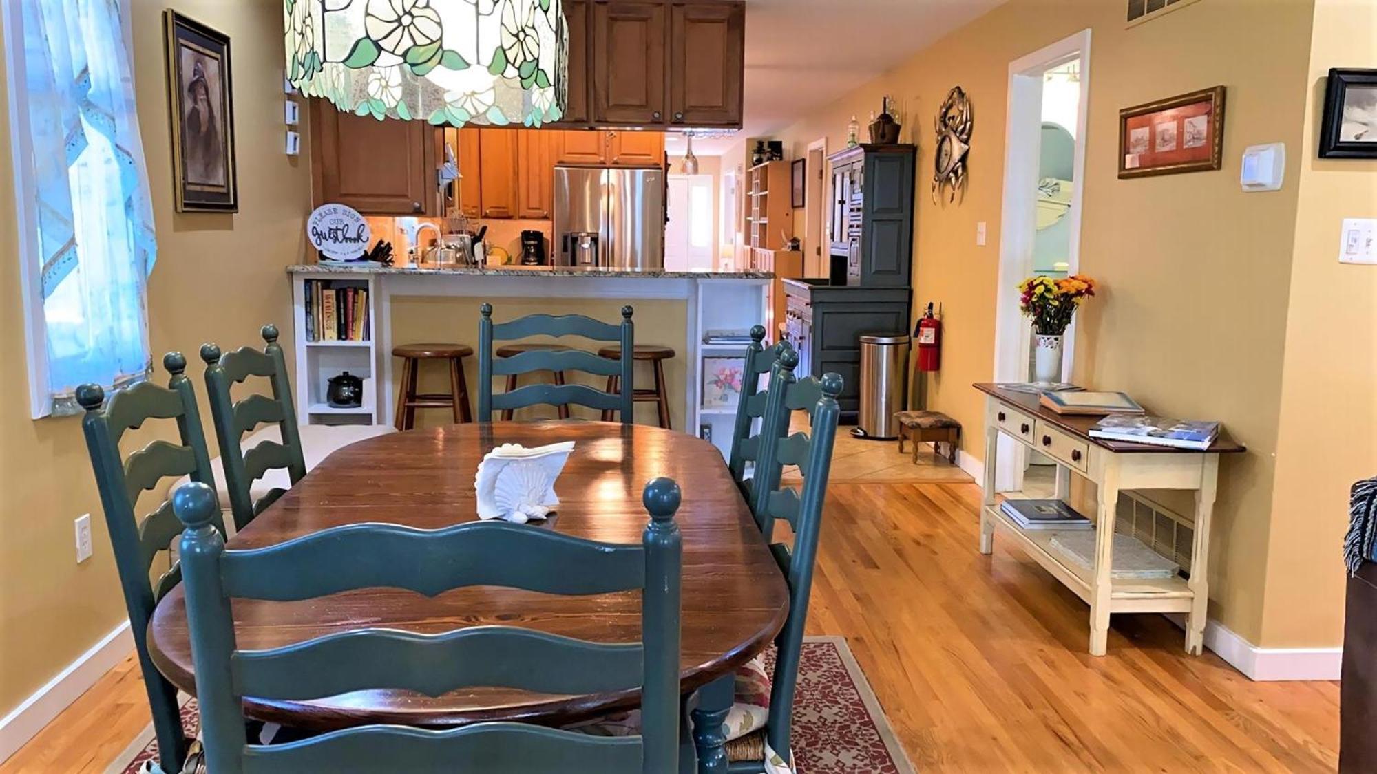 915 Columbia Avenue - Columbia Dream * Cape May